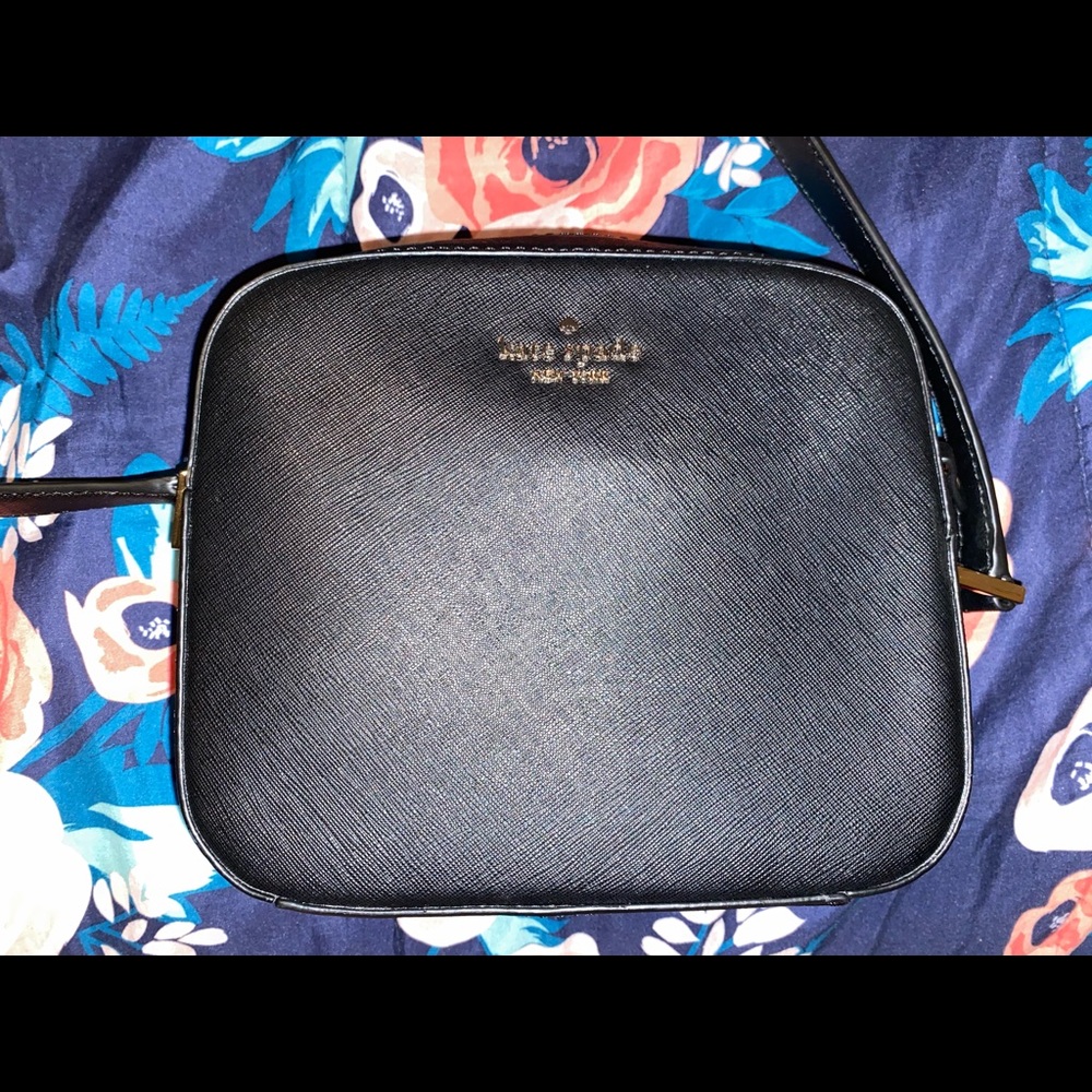 Kate Spade ♠️ Crossbody!